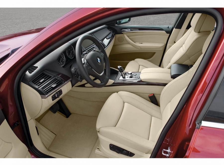  BMW X6 2007 года  (фото 37 из 148)